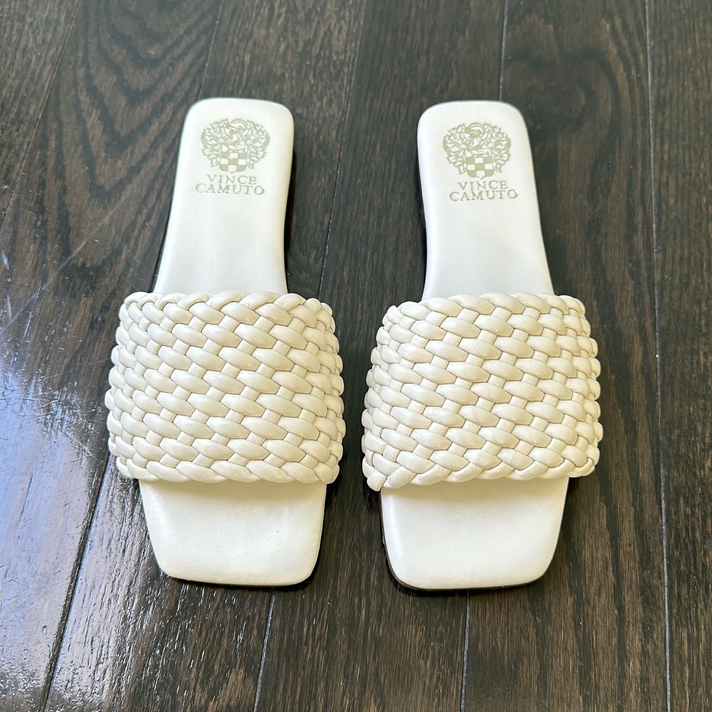 Vince Camuto slides